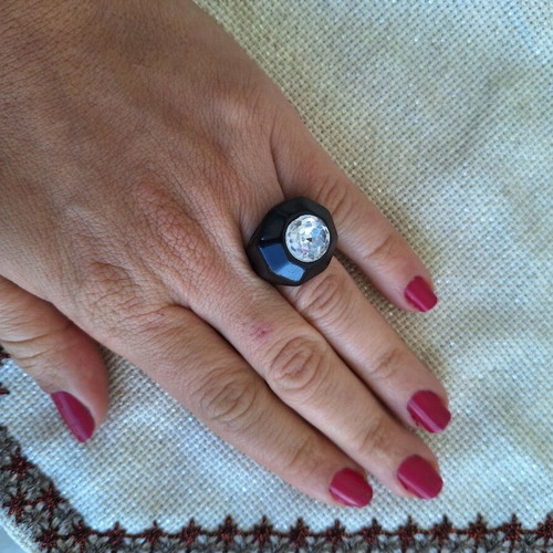 Black ring with large rhinestone like new, vintage, plastic, size 18