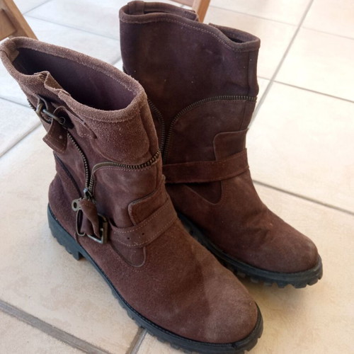 Brown boots used, size 40
