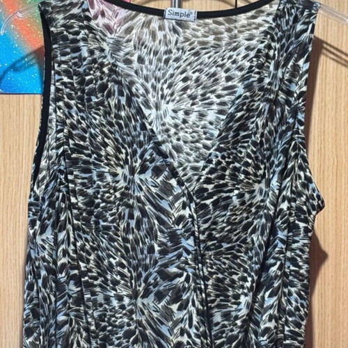 Animal print jumpsuit Simple like new, size M