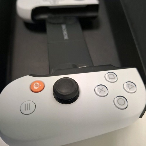 Backbone One gamepad for iPhone Lightning PlayStation edition new