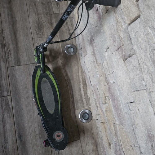 Razor Power Core E90 electric scooter used, green color