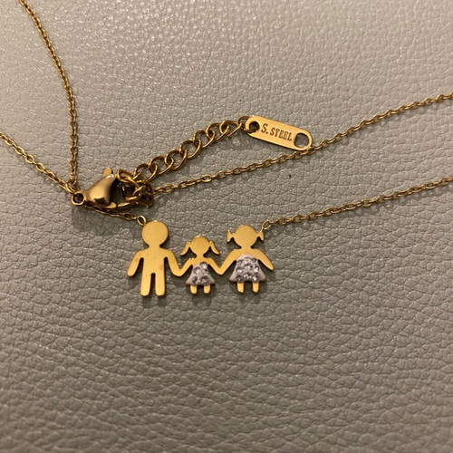 Couple necklace with girl like new, gold color