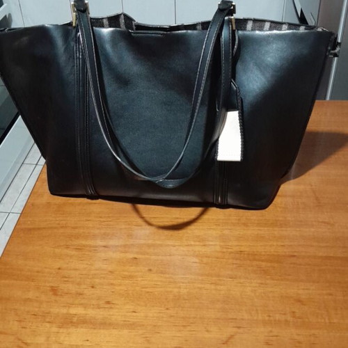 Zara large black bag used, slightly loose elastic