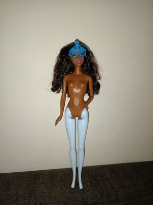 Barbie Renee κούκλα από The Three Musketeers μεταχειρισμένη χωρίς ρούχα με αυθεντική μάσκα