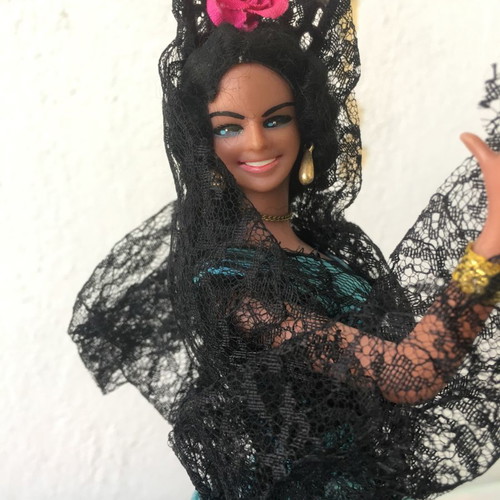 El Corte Ingles Flamenca Doll 34 cm as shown