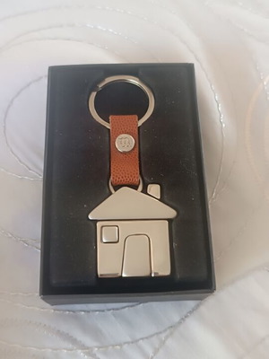 House keychain with brown leather strap