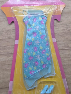 Barbie Fashion Avenue облекло от 2001 ново