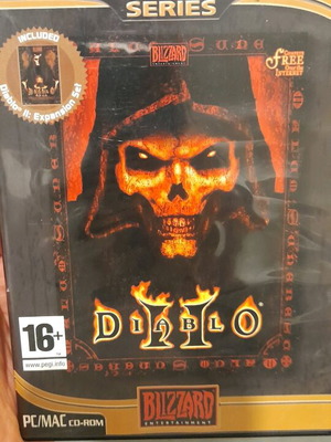 Diablo 2 με expansion set σαν καινούριο