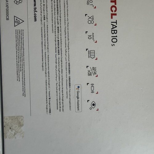 TCL Tab10 S tablet like new with wireless keyboard and mouse