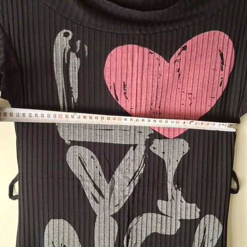 Women's rib t-shirt black like new, size S/M