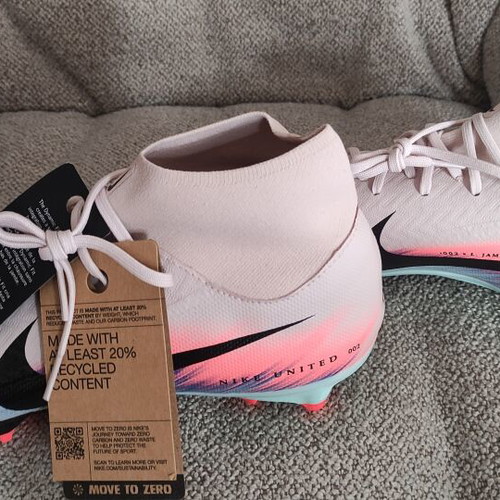 Nike Air Zoom Mercurial Superfly X Academy FG/MG football boots, pink