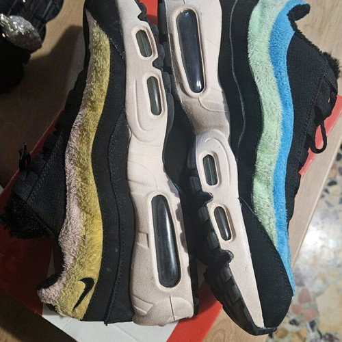 Nike Air Max 95 Premium like new, size 39, athletic shoes