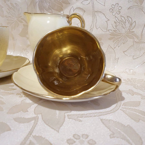 Carlton Ware tea set for two used, Rita series, hand-applied gold trim
