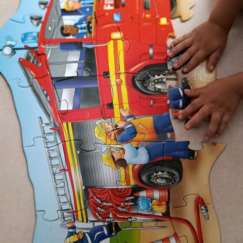 Baby puzzles used, fire truck and jungle themes, 2 pieces