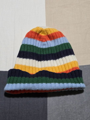 Benetton kids' colorful hat like new for 10-year-old child