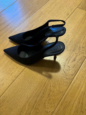 Stradivarius shoes like new, size 40, black