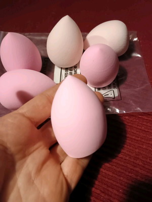 Σφουγγαράκια μακιγιάζ τύπου blender καινούργια για foundation και concealer