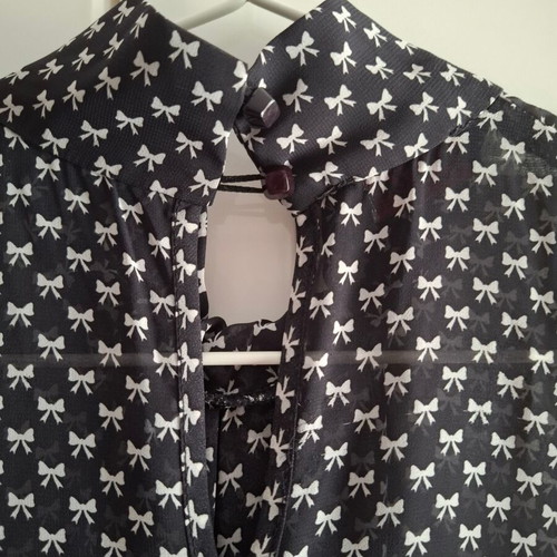 Bellino semi-transparent top with bows size L/XL like new