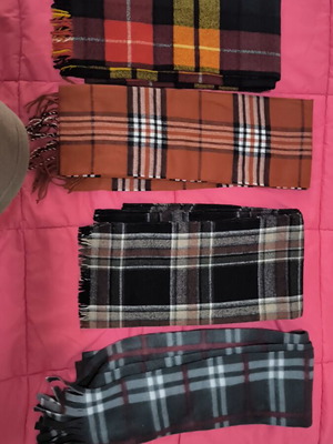 Active Wear scarves like new in colorful checkered patterns