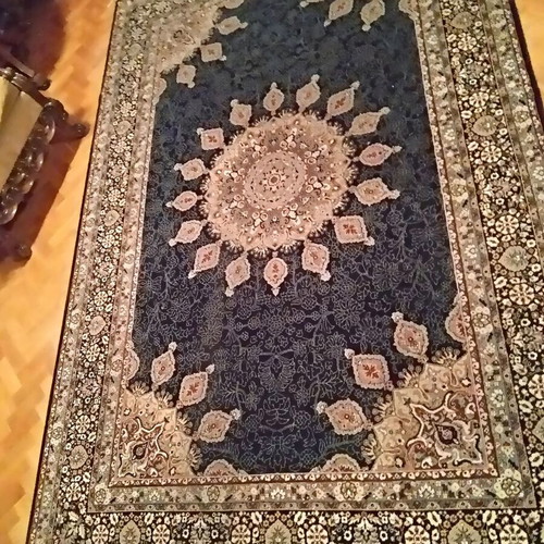 Handmade rug used 200 x 300 high quality