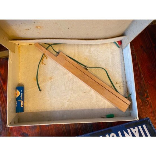 Board game Fotinos Pantognostis used, 1960, not working