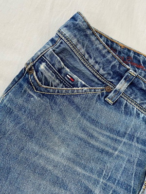 Τζιν μίνι φούστα Tommy Hilfiger σαν καινούργια, μέγεθος M 38 10, μπλε