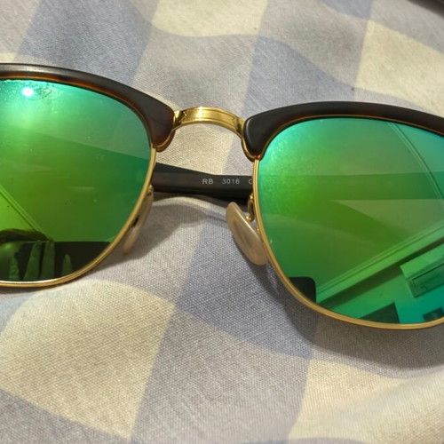 Ray-Ban Clubmaster RB3016 1145/19 51mm sunglasses used, tortoise green mirror