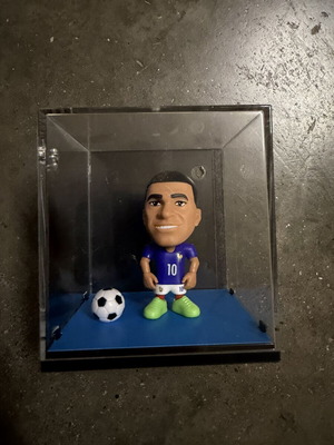 Kylian Mbappe collectible figure from Zuru Ballers series like new