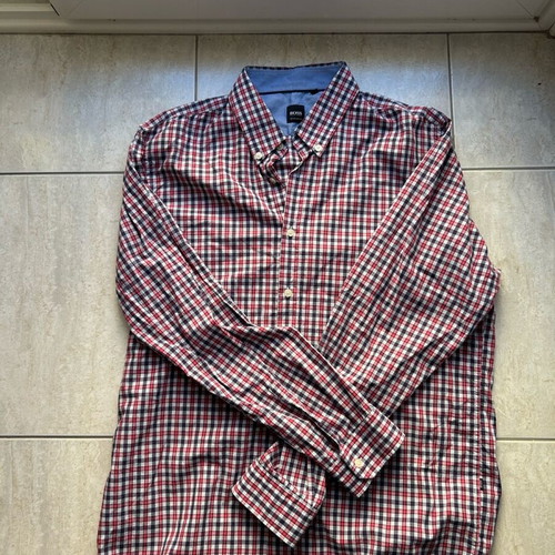 Hugo Boss plaid shirt like new, size XL