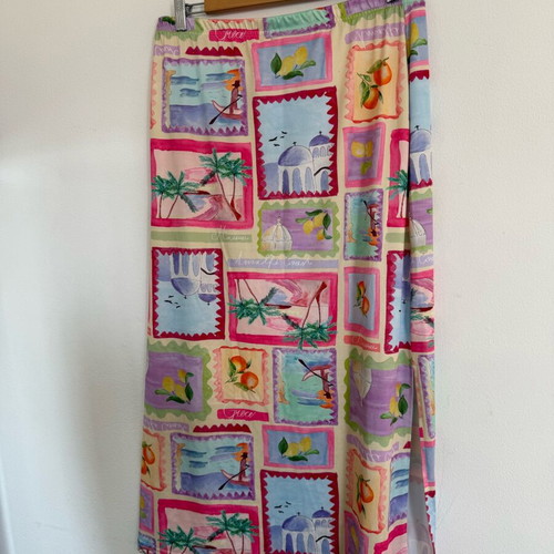 Midi skirt special design new with side slit