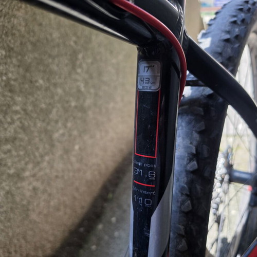 Drag Hardy Comp mountain bike like new, 27 inch, red, disc brakes