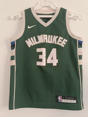 Nike Teen Jersey like new