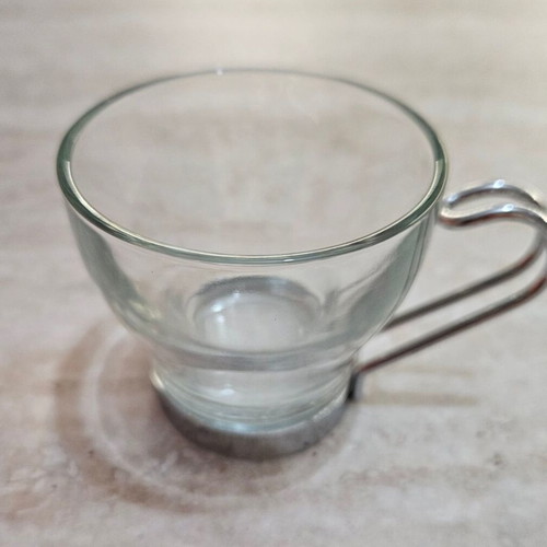 Glass coffee mugs set of 6 like new with metal handle and base