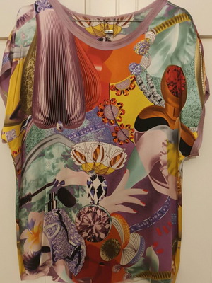 Custo Barcelona blouse like new, 100% silk, multicolor