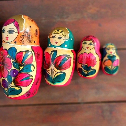 Matryoshka 1980 used, set of 7 dolls, 25cm