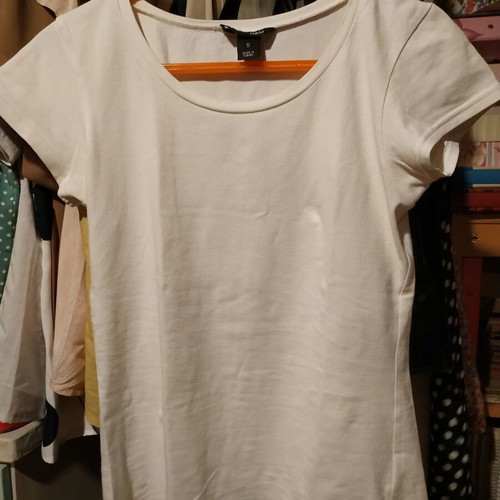 H&M T-shirt size S like new, white