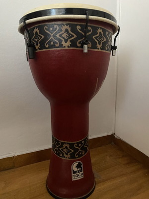 Toca Djembe 12” drum like new