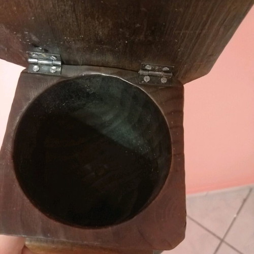 Μύλος του καφέ αντίκα μεταχειρισμένος, ισπανικός ξυλόγλυπτος
