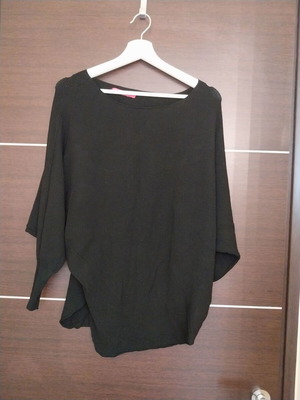 Knitted women's blouse used, black, sizes M and L
