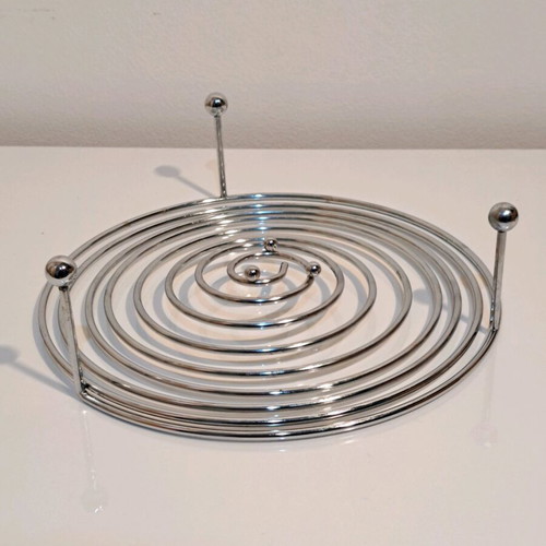 Metal folding fruit bowl like new