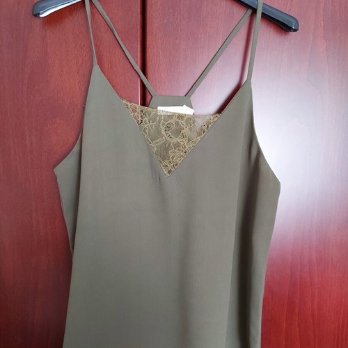 Women's khaki top like new, size M