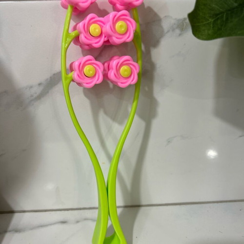 Facial massager new, flower-type roller for V-shaped face tightening