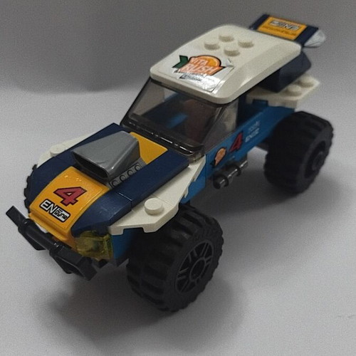 Lego 60218 set like new with assembly book, missing scorpion