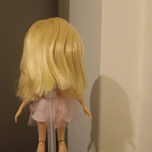 Bratz Cloe Remix 2015 doll used with original outfit