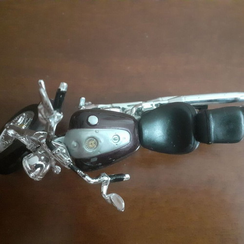 Yamaha Road Star collectible miniature motorcycle like new