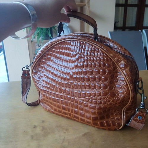 Croco leather shoulder bag with detachable strap, brown