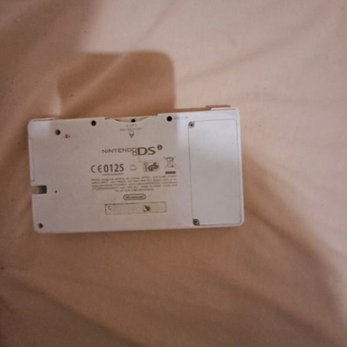 Nintendo DS broken from 2008, used