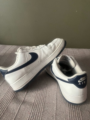 Nike Air Force 1 Low like new, white with blue swoosh, size 43