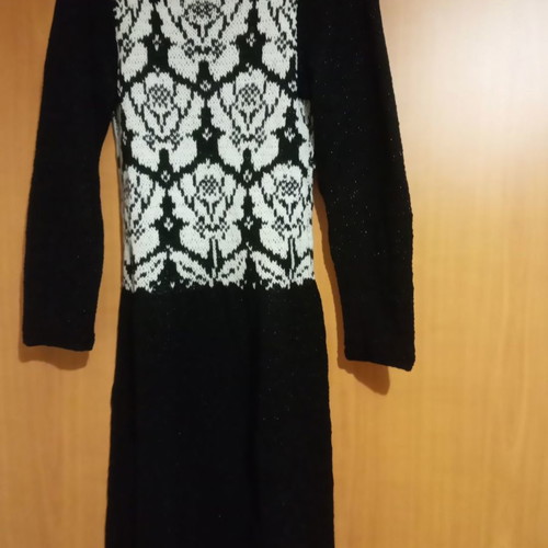 Handmade dress used, beautiful design, size S