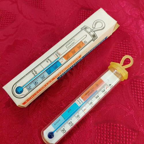 Vintage refrigerator thermometer from the 1960s, like new, in original packaging